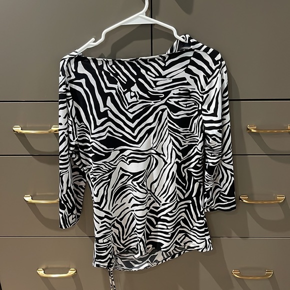 Jones New York WOMENS Top! - Picture 4 of 4